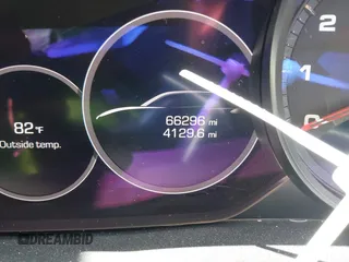 2019 Porsche Cayenne z VIN WP1AA2AY3KDA03664, wystawiony jako IAAI lot #42210870 z przebiegiem 66 296 mil mil oraz . Historia ofert i sprzedaży dostępna na DreamBid. Obrazek 15.
