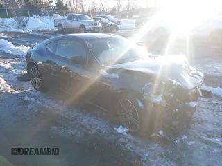2014 Scion FR-S z VIN JF1ZNAA10E8700881, wystawiony jako IAAI lot #41258258 z przebiegiem 202 803 mil mil oraz . Historia ofert i sprzedaży dostępna na DreamBid. Obrazek 1.