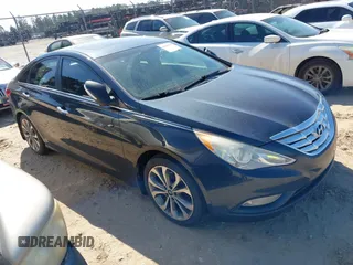 2013 Hyundai Sonata Limited with VIN 5NPEC4AB3DH587453, listed as a IAAI auction lot 41810797 with 145,387 mi miles and . Bid and sale history available at carsss.com. Image 1.
