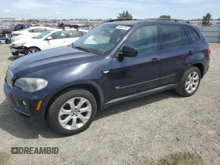 2007 BMW X5 4.8i z VIN 4USFE83537LY64075, wystawiony jako Copart lot #56922745 z przebiegiem 121 828 mil mil oraz Czysty tytuł • Clean title. Historia ofert i sprzedaży dostępna na DreamBid. Obrazek 1.