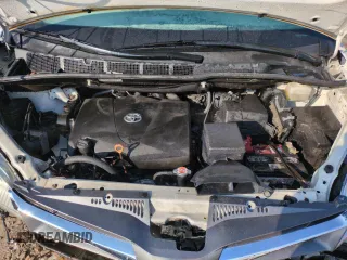 2019 Toyota Sienna XLE Auto Access Seat with VIN 5TDYZ3DC1KS982412, listed as a Copart auction lot 45692195 with 46,080 mi miles and Salvage Title. Bid and sale history available at carsss.com. Image 11.