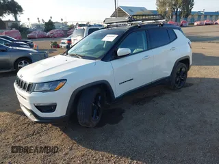 2019 Jeep Compass Latitude z VIN 3C4NJCBB1KT802680, wystawiony jako IAAI lot #41469207 z przebiegiem 70 471 mil mil oraz . Historia ofert i sprzedaży dostępna na DreamBid. Obrazek 17.
