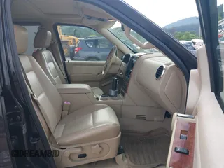 2006 Ford Explorer Eddie Bauer with VIN 1FMEU74E76UA86123, listed as a IAAI auction lot 42679415 with 156,959 mi miles and . Bid and sale history available at DreamBid. Image 5.