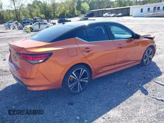 2022 Nissan Sentra SR z VIN 3N1AB8DV2NY308788, wystawiony jako IAAI lot #41999775 z przebiegiem 33 024 mil mil oraz . Historia ofert i sprzedaży dostępna na DreamBid. Obrazek 4.