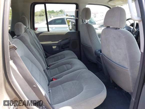 2005 Ford Explorer XLT with VIN 1FMZU73E85ZA17672, listed as a IAAI auction lot 42280036 with 211,536 mi miles and . Bid and sale history available at DreamBid. Image 8.