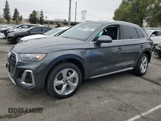 2023 Audi Q5 S line Premium Plus z VIN WA1EAAFYXP2146467, wystawiony jako Copart lot #54242045 z przebiegiem Nie podano mil oraz Szkoda całkowita • Salvage title. Historia ofert i sprzedaży dostępna na DreamBid. Obrazek 1.