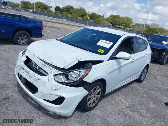 2013 Hyundai Accent GL with VIN KMHCT5AE1DU092600, listed as a IAAI auction lot 41901615 with 126,327 mi miles. Bid and sale history available at carsss.com. Image 17.