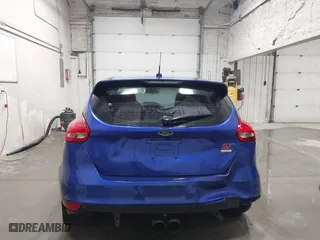 2015 Ford Focus ST with VIN 1FADP3L98FL321600, listed as a IAAI auction lot 40489832 with 91,762 mi miles. Bid and sale history available at carsss.com. Image 17.