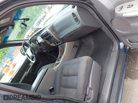 2002 Ford Explorer Sport Trac Value с VIN 1FMZU77E92UD00598, выставлен на аукционе IAAI как лот 42226120 с пробегом 284 027 миль миль и . История ставок и продаж доступна на DreamBid. Изображение 5.