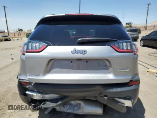 2021 Jeep Cherokee Latitude с VIN 1C4PJLCB7MD125621, выставлен на аукционе Copart как лот 56900265 с пробегом 43 318 миль миль и Списание • Salvage title. История ставок и продаж доступна на DreamBid. Изображение 6.