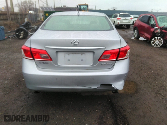 2011 Lexus ES with VIN JTHBK1EG7B2435831, listed as a IAAI auction lot 42007290 with Not Provided miles. Bid and sale history available at carsss.com. Image 15.