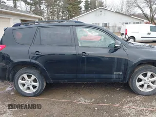 2009 Toyota RAV4 Ltd with VIN JTMZK31VX9D000106, listed as a IAAI auction lot 41621107 with 136,676 mi miles. Bid and sale history available at carsss.com. Image 13.