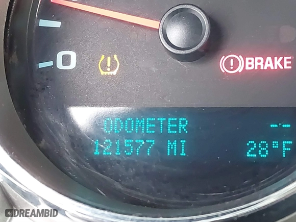 2013 Chevrolet Silverado 1500 LT with VIN 1GCRCSEA9DZ355598, listed as a IAAI auction lot 41297558 with 121,577 mi miles. Bid and sale history available at carsss.com. Image 15.