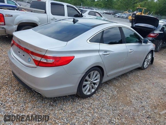 2017 Hyundai Azera Limited with VIN KMHFH4JG0HA581720, listed as a IAAI auction lot 42456573 with 137,317 mi miles and . Bid and sale history available at DreamBid. Image 4.