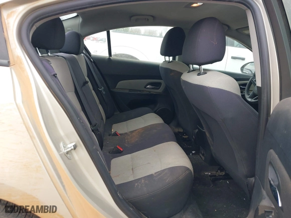 2014 Chevrolet Cruze LS with VIN 1G1PA5SH8E7211594, listed as a IAAI auction lot 41601610 with 146,478 mi miles. Bid and sale history available at carsss.com. Image 8.