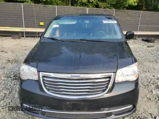 2015 Chrysler Town & Country Touring with VIN 2C4RC1BG1FR726141, listed as a Copart auction lot 65865434 with 81,233 mi miles and Salvage Title. Bid and sale history available at DreamBid. Image 5.