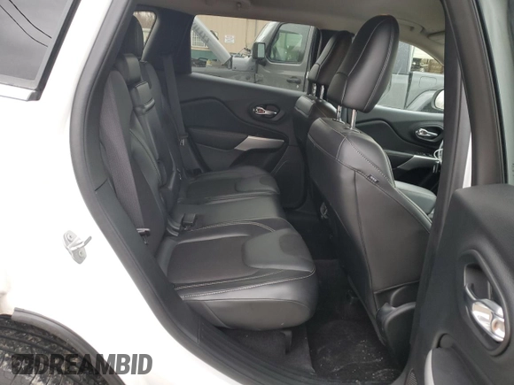 2018 Jeep Cherokee Latitude Plus with VIN 1C4PJLLB2JD622877, listed as a Copart auction lot 46773725 with 83,857 mi miles and Salvage Title. Bid and sale history available at carsss.com. Image 10.