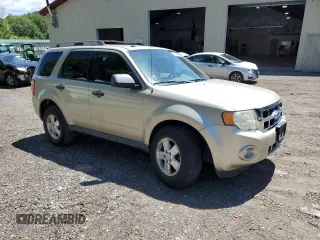 2011 Ford Escape XLT z VIN 1FMCU9DG8BKB99556, wystawiony jako Copart lot #65619515 z przebiegiem 133 946 mil mil oraz Czysty tytuł • Clean title. Historia ofert i sprzedaży dostępna na DreamBid. Obrazek 4.