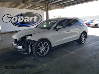 2023 Porsche Cayenne z VIN WP1AA2AY8PDA01643, wystawiony jako Copart lot #58077285 z przebiegiem 20 549 mil mil oraz Szkoda całkowita • Salvage title. Historia ofert i sprzedaży dostępna na DreamBid. Obrazek 1.