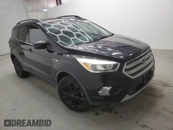 2018 Ford Escape SE with VIN 1FMCU0GD9JUC10886, listed as a Copart auction lot 49405045 with 47,165 mi miles and Clean Title. Bid and sale history available at carsss.com. Image 4.