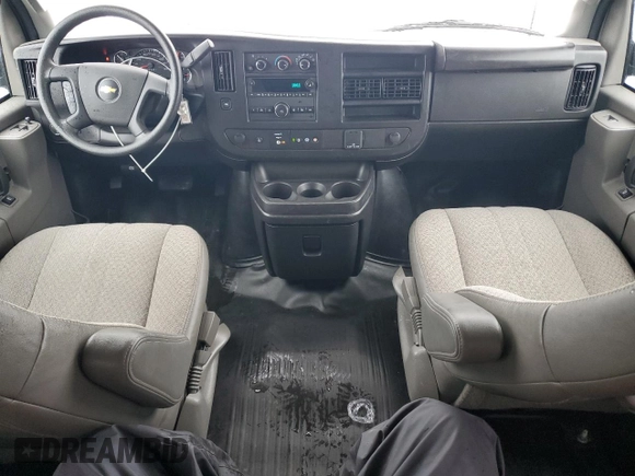 2022 Chevrolet Express Passenger LS z VIN 1GAZGNFPXN1290651, wystawiony jako Copart lot #49330615 z przebiegiem 31 309 mil mil oraz Czysty tytuł • Clean title. Historia ofert i sprzedaży dostępna na DreamBid. Obrazek 8.