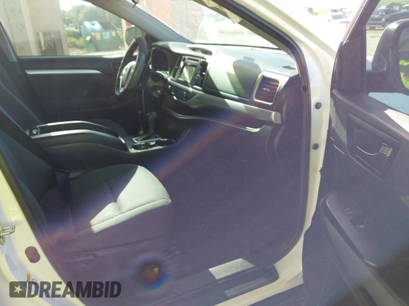 2019 Toyota Highlander LE с VIN 5TDZARFH6KS059138, выставлен на аукционе IAAI как лот 42515986 с пробегом 81 016 миль миль и . История ставок и продаж доступна на DreamBid. Изображение 5.