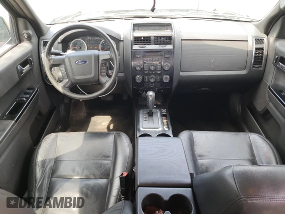 2011 Ford Escape Limited z VIN 1FMCU0E77BKC61667, wystawiony jako Copart lot #56493325 z przebiegiem 170 386 mil mil oraz Szkoda całkowita • Salvage title. Historia ofert i sprzedaży dostępna na DreamBid. Obrazek 8.