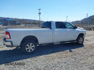 2019 Ram 2500 Big Horn with VIN 3C6UR5JL1KG601176, listed as a IAAI auction lot 41857730 with 88,123 mi miles. Bid and sale history available at carsss.com. Image 14.