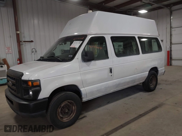 2008 Ford Econoline Cargo Commercial with VIN 1FTNE24W08DB58117, listed as a IAAI auction lot 41794228 with 217,648 mi miles and . Bid and sale history available at carsss.com. Image 2.