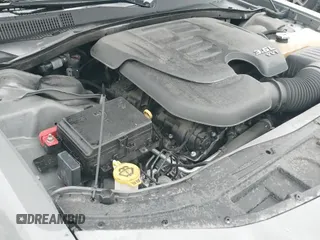 2017 Chrysler 300 S с VIN 2C3CCABG2HH599709, выставлен на аукционе IAAI как лот 42190665 с пробегом 80 681 миль миль и . История ставок и продаж доступна на DreamBid. Изображение 21.