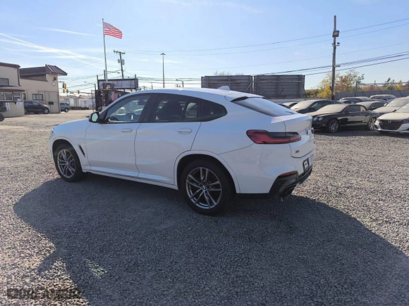 2020 BMW X4 M40i with VIN 5UX2V5C02L9D35085, listed as a Copart auction lot 78435854 with NaN miles and Clean Title. Bid and sale history available at carsss.com. Image 2.