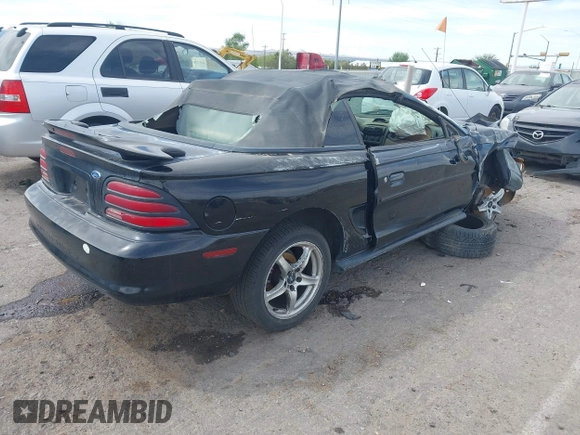 1994 Ford Mustang z VIN 1FALP45TXRF166075, wystawiony jako IAAI lot #42072112 z przebiegiem 101 500 mil mil oraz . Historia ofert i sprzedaży dostępna na DreamBid. Obrazek 4.