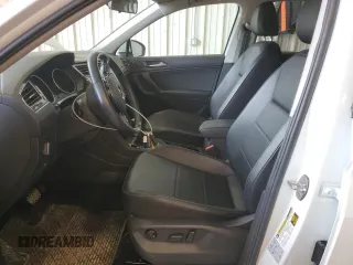 2018 Volkswagen Tiguan SEL z VIN 3VV2B7AX9JM182885, wystawiony jako Copart lot #60194295 z przebiegiem 101 861 mil mil oraz Czysty tytuł • Clean title. Historia ofert i sprzedaży dostępna na DreamBid. Obrazek 7.