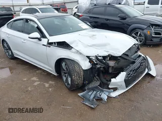 2024 Audi A5 Sportback S line Premium с VIN WAUDACF50RA098860, выставлен на аукционе IAAI как лот 41961919 с пробегом 9 666 миль миль и . История ставок и продаж доступна на DreamBid. Изображение 1.
