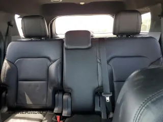 2017 Ford Explorer XLT z VIN 1FM5K8D84HGD52317, wystawiony jako Copart lot #58200565 z przebiegiem 111 962 mil mil oraz Szkoda całkowita • Salvage title. Historia ofert i sprzedaży dostępna na DreamBid. Obrazek 10.