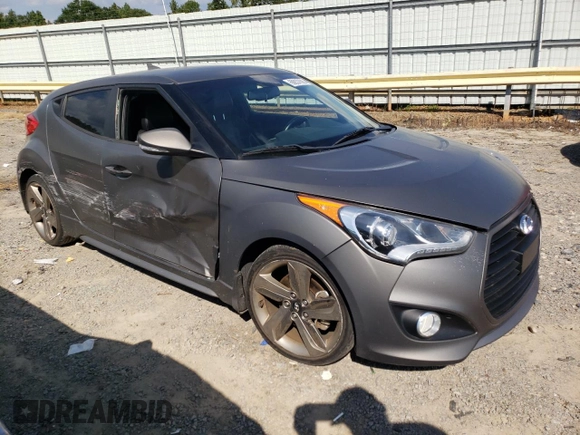 2015 Hyundai Veloster Turbo with VIN KMHTC6AE4FU221955, listed as a Copart auction lot 68837093 with 103,482 mi miles. Bid and sale history available at carsss.com. Image 4.