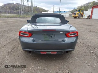 2017 FIAT 124 Spider Lusso z VIN JC1NFAEK7H0106877, wystawiony jako IAAI lot #42049505 z przebiegiem 54 487 mil mil oraz . Historia ofert i sprzedaży dostępna na DreamBid. Obrazek 17.