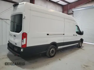 2022 Ford Transit Cargo z VIN 1FTBR3X87NKA83224, wystawiony jako Copart lot #50586535 z przebiegiem 34 842 mil mil oraz Czysty tytuł • Clean title. Historia ofert i sprzedaży dostępna na DreamBid. Obrazek 3.