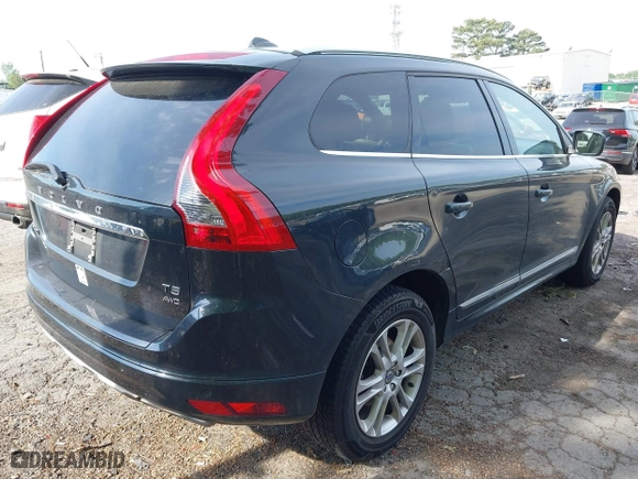 2016 Volvo XC60 T5 Platinum with VIN YV4612RMXG2844146, listed as a IAAI auction lot 42109135 with 98,400 mi miles. Bid and sale history available at carsss.com. Image 4.