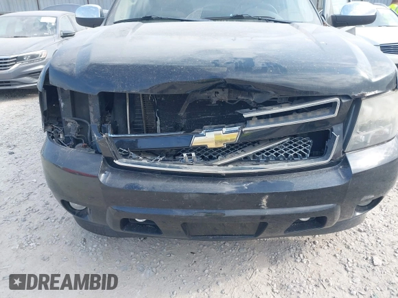 2011 Chevrolet Suburban LTZ with VIN 1GNSKKE39BR303754, listed as a IAAI auction lot 42070374 with 207,824 mi miles and . Bid and sale history available at DreamBid. Image 6.