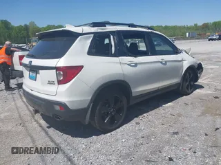 2019 Honda Passport Elite z VIN 5FNYF8H09KB015198, wystawiony jako IAAI lot #41989518 z przebiegiem 80 919 mil mil oraz . Historia ofert i sprzedaży dostępna na DreamBid. Obrazek 4.
