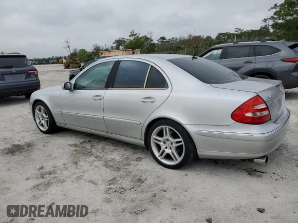 2004 Mercedes-Benz E-Class 5.0L with VIN WDBUF70J44A547062, listed as a Copart auction lot 47140005 with 0 mi miles and Clean Title. Bid and sale history available at carsss.com. Image 2.