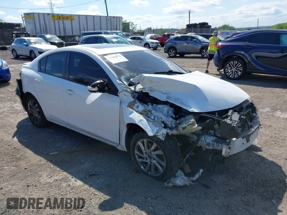 2013 Mazda 3 i Grand Touring z VIN JM1BL1WP1D1726847, wystawiony jako IAAI lot #42302876 z przebiegiem 158 837 mil mil oraz . Historia ofert i sprzedaży dostępna na DreamBid. Obrazek 1.