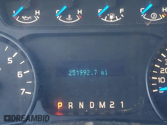 2014 Ford F-150 XL with VIN 1FTFX1CTXEFC01524, listed as a IAAI auction lot 41955270 with 251,992 mi miles. Bid and sale history available at carsss.com. Image 15.