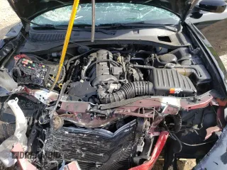 2019 Dodge Charger R/T z VIN 2C3CDXCT0KH519391, wystawiony jako Copart lot #55957615 z przebiegiem 84 269 mil mil oraz Szkoda całkowita • Salvage title. Historia ofert i sprzedaży dostępna na DreamBid. Obrazek 11.