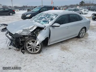 2017 Volkswagen Passat V6 SEL Premium with VIN 1VWCM7A38HC036318, listed as a IAAI auction lot 41322513 with 1 mi miles. Bid and sale history available at carsss.com. Image 2.