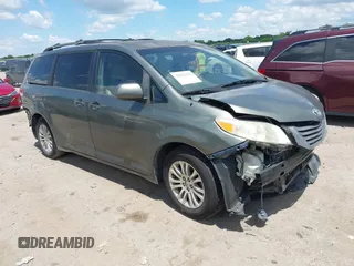 2011 Toyota Sienna XLE AAS с VIN 5TDYK3DCXBS008982, выставлен на аукционе IAAI как лот 42222331 с пробегом 235 068 миль миль и . История ставок и продаж доступна на DreamBid. Изображение 1.