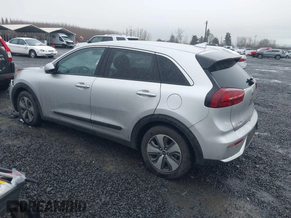 2017 Kia Niro LX with VIN KNDCB3LC7H5055073, listed as a IAAI auction lot 41517938 with 134,586 mi miles. Bid and sale history available at carsss.com. Image 3.