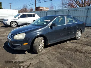 2007 Volkswagen Jetta Wolfsburg Edition z VIN 3VWEG71K77M183072, wystawiony jako Copart lot #52035505 z przebiegiem 137 720 mil mil oraz Szkoda całkowita • Salvage title. Historia ofert i sprzedaży dostępna na DreamBid. Obrazek 1.