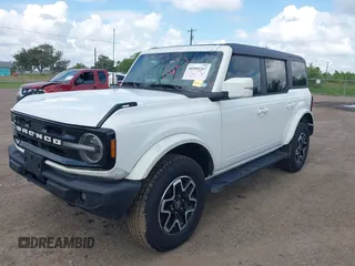 2024 Ford Bronco Outer Banks with VIN 1FMEE8BP7RLA34167, listed as a IAAI auction lot 40509267 with 2,180 mi miles. Bid and sale history available at carsss.com. Image 2.